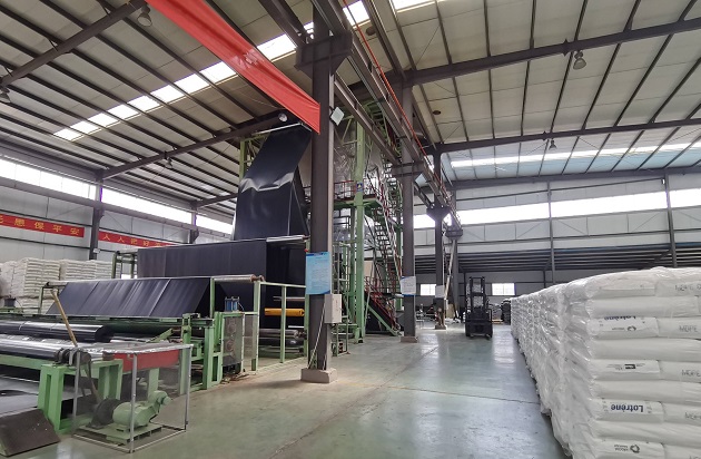 Geomembrane production line.